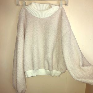 Fuzzy Cream Cropped Sweater
